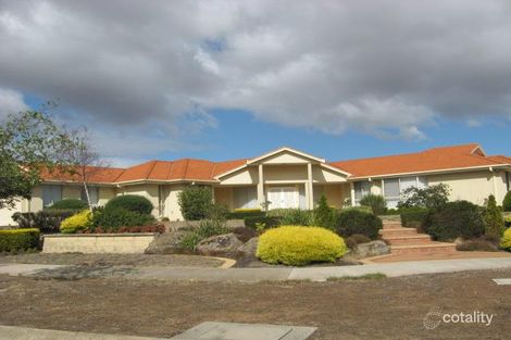 15 Castlewellan Bvd, Hillside, VIC 3037