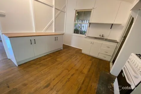 Property photo of 8 Lucas Street Berserker QLD 4701