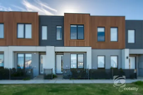 99 Carnival Bvd, Berwick, VIC 3806