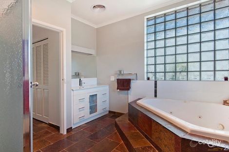 Property photo of 7 Ross Street Warrnambool VIC 3280