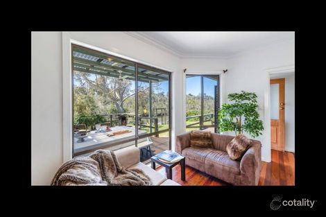 Property photo of 8 Ozone Avenue Seaford VIC 3198
