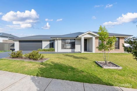 13 Castaway Cres, Teralba, NSW 2284