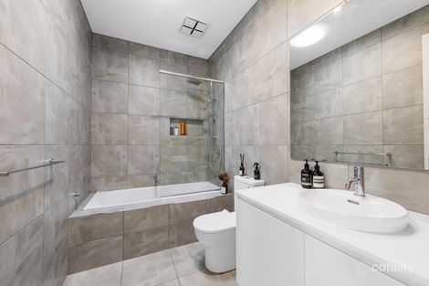 Property photo of 21 Lynwood Drive Thornhill Park VIC 3335
