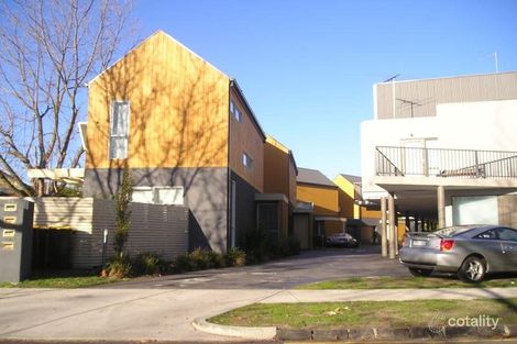 Property photo of 2/2 Gibson Street Caulfield East VIC 3145