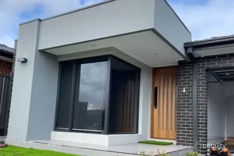 15 Riverglen Dr, Craigieburn, VIC 3064