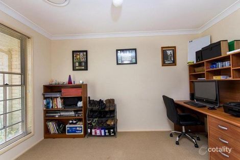 Property photo of 8 Wattlebird Close Aberglasslyn NSW 2320
