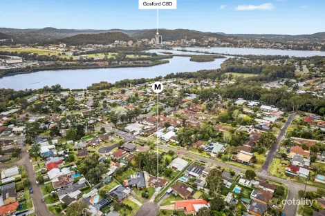 Property photo of 5 Amber Crescent Point Clare NSW 2250