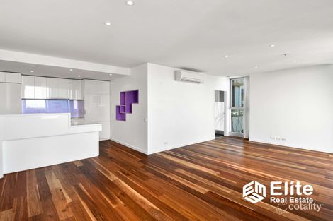 Property photo of 2105/231-245 Harbour Esplanade Docklands VIC 3008