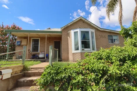19 Redfern St, Cowra, NSW 2794