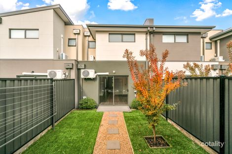 Property photo of 13 Tarlo Court Craigieburn VIC 3064