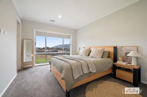 Property photo of 15 Pound Road Leneva VIC 3691