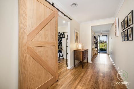 Property photo of 4 Haddington Way Cranbourne East VIC 3977