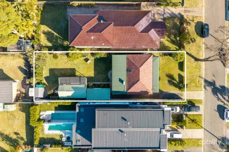 8 Daphne St, Caringbah South, NSW 2229