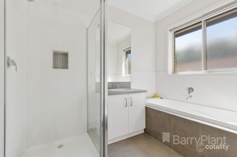 Property photo of 30 Normlyttle Parade Miners Rest VIC 3352