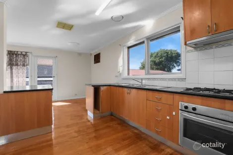 Property photo of 8 Ryder Street Noble Park VIC 3174