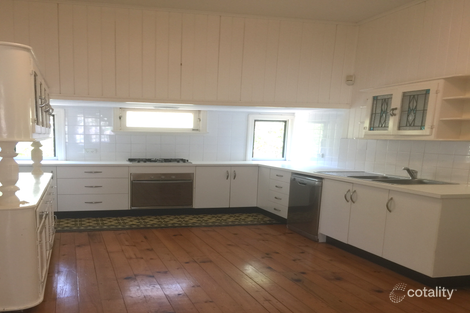2 Coomber St, Svensson Heights, QLD 4670