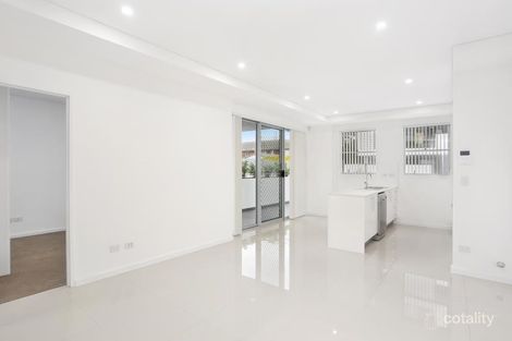 Property photo of 305/11 Junia Avenue Toongabbie NSW 2146