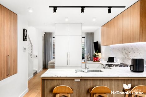 Property photo of 8/28 Flower Street Essendon VIC 3040