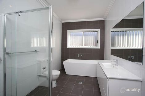 Property photo of 17 Elizabeth Circuit Flinders NSW 2529