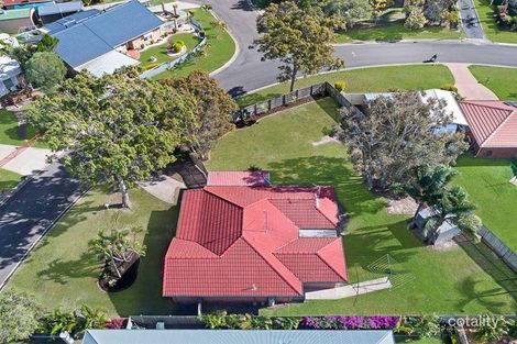 Property photo of 37 Cassandra Crescent Urangan QLD 4655