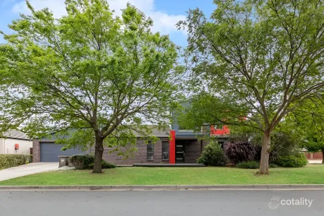 Property photo of 2 Newell Street Franklin ACT 2913