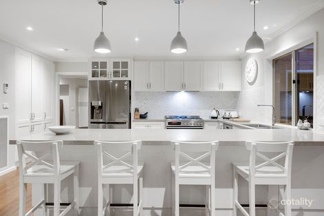 Property photo of 7 Kensington Avenue Frankston South VIC 3199