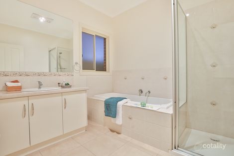Property photo of 16 Lakeview Court Mildura VIC 3500