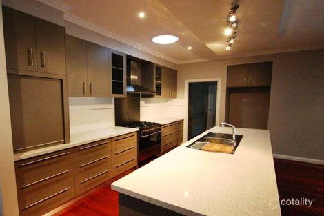 Property photo of 8 Elliotdale Court Alfredton VIC 3350
