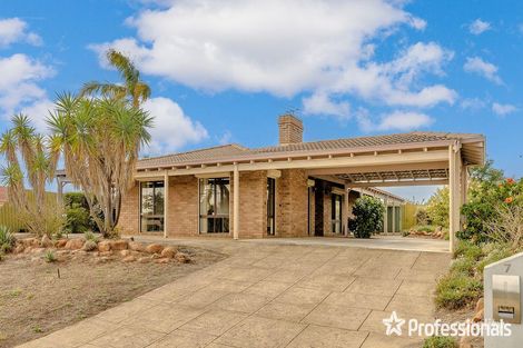 7 Hill Ct, Thornlie, WA 6108