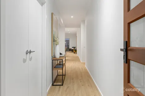 Property photo of 4 Hindmarsh Road Angle Vale SA 5117