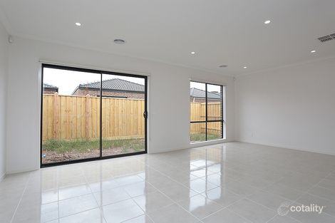 Property photo of 21 Flatbush Avenue Point Cook VIC 3030