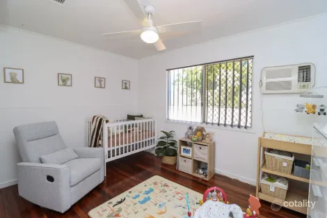 Property photo of 37 Dowsett Crescent Healy QLD 4825