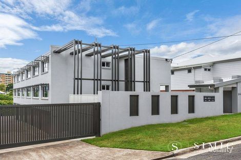 1/24 Dickens St, Norman Park, QLD 4170