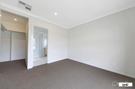 Property photo of 2 Bosphorus Street Wallan VIC 3756