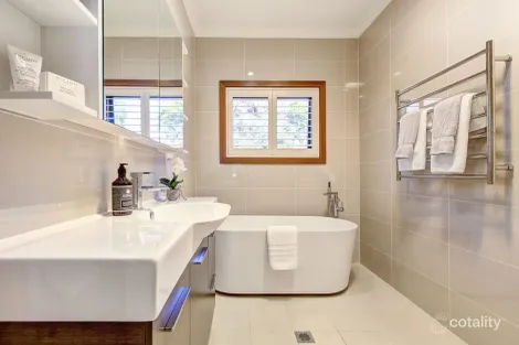 Property photo of 16 Hesperus Street Pymble NSW 2073