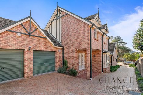 2/215 Brisbane Water Dr, Point Clare, NSW 2250