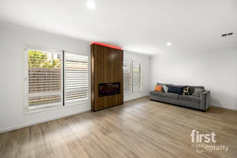 Property photo of 9 Loxton Street Tarneit VIC 3029
