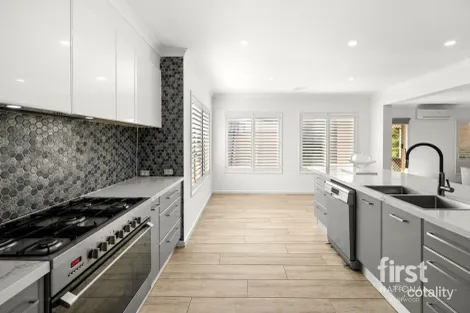 Property photo of 9 Loxton Street Tarneit VIC 3029
