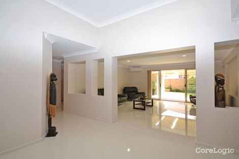 Property photo of 55 Edinburgh Road Benowa QLD 4217