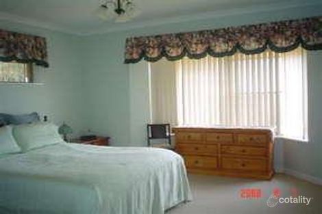 Property photo of 32 Eakins Crescent Wandina WA 6530