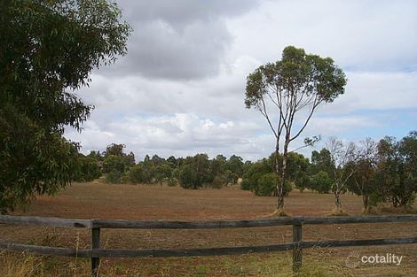 31 Norwood Rd, Maida Vale, WA 6057