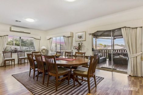 Property photo of 7 Heard Close Berwick VIC 3806
