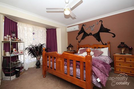 Property photo of 8 Oxford Parade Forest Lake QLD 4078