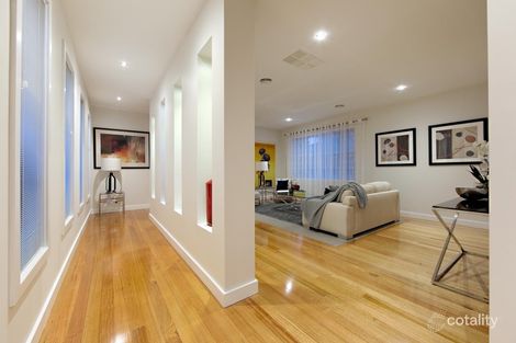 Property photo of 17 Melba Court Sandhurst VIC 3977