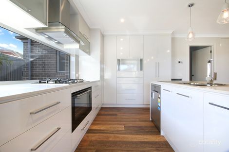 Property photo of 35 Southgate Drive Leneva VIC 3691