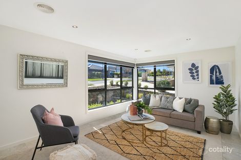 Property photo of 16 Kowalski Street Casey ACT 2913