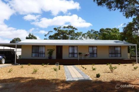 12 Moyle St, Jamestown, SA 5491