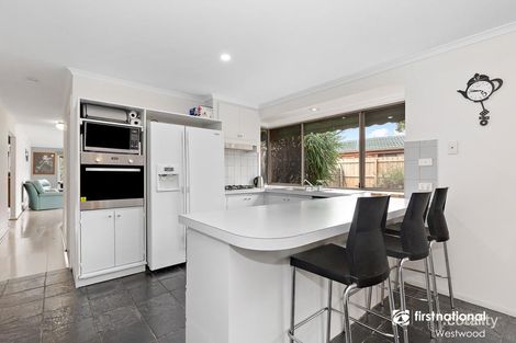 Property photo of 46 Queensbury Way Werribee VIC 3030