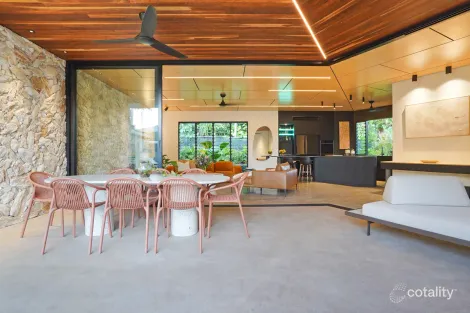Property photo of 10 Cunjevoi Crescent Nightcliff NT 0810