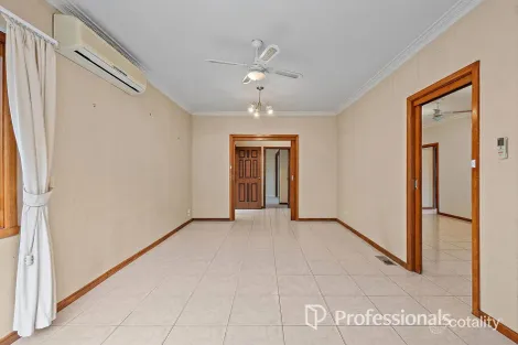 Property photo of 1 Carinya Road Vermont VIC 3133